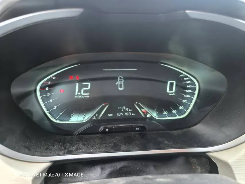 2019 BaoJun 360 1.5L 105HP L4 6MT,autocango,china used car exporter,china ev exporter,chinese used car exporter,chinese used ev exporter