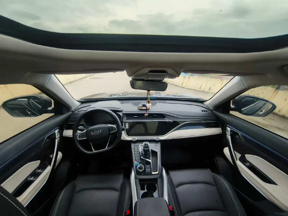 2022 Geely Azkarra 1.8T 184HP L4 7DCT,autocango,china used car exporter,china ev exporter,chinese used car exporter,chinese used ev exporter