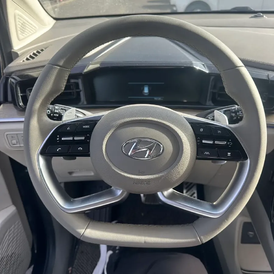 2021 Hyundai Custo 2.0T 236HP L4 8AT,autocango,china used car exporter,china ev exporter,chinese used car exporter,chinese used ev exporter