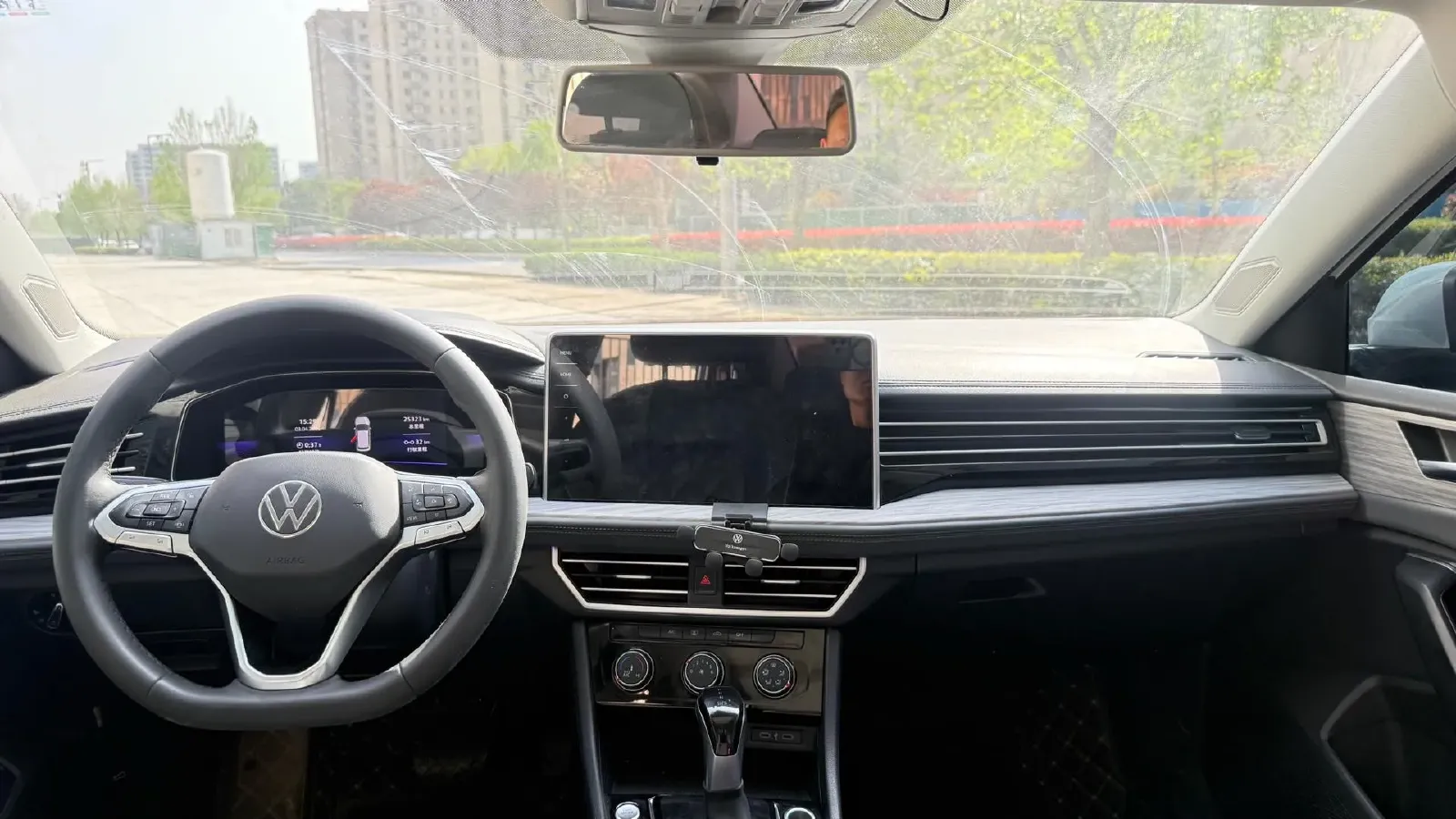 2024 Volkswagen Sagitar 1.5T 160HP L4 7DCT,autocango,china used car exporter,china ev exporter,chinese used car exporter,chinese used ev exporter