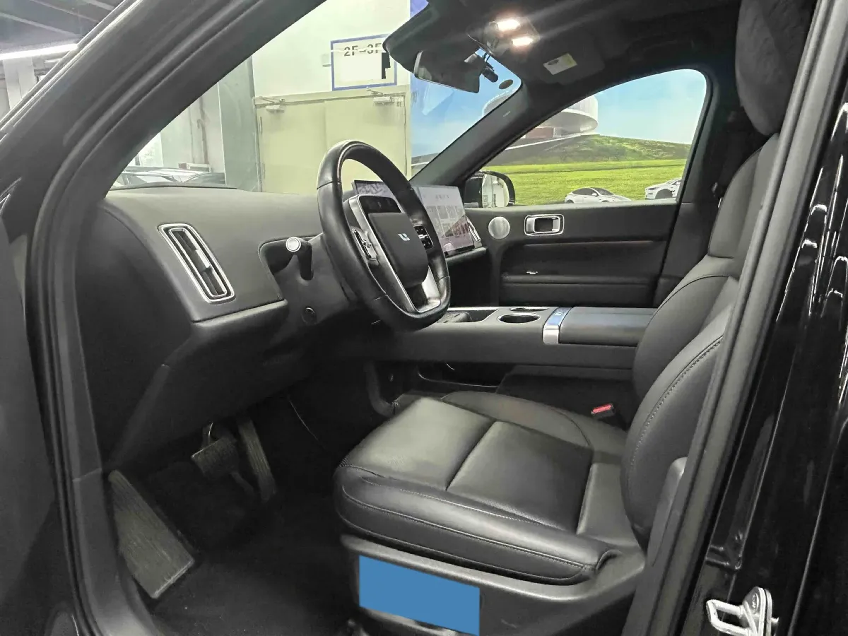 2024 Li L6 Range Extended 154HP L4 REEV 36.8KWH,autocango,china used car exporter,china ev exporter,chinese used car exporter,chinese used ev exporter