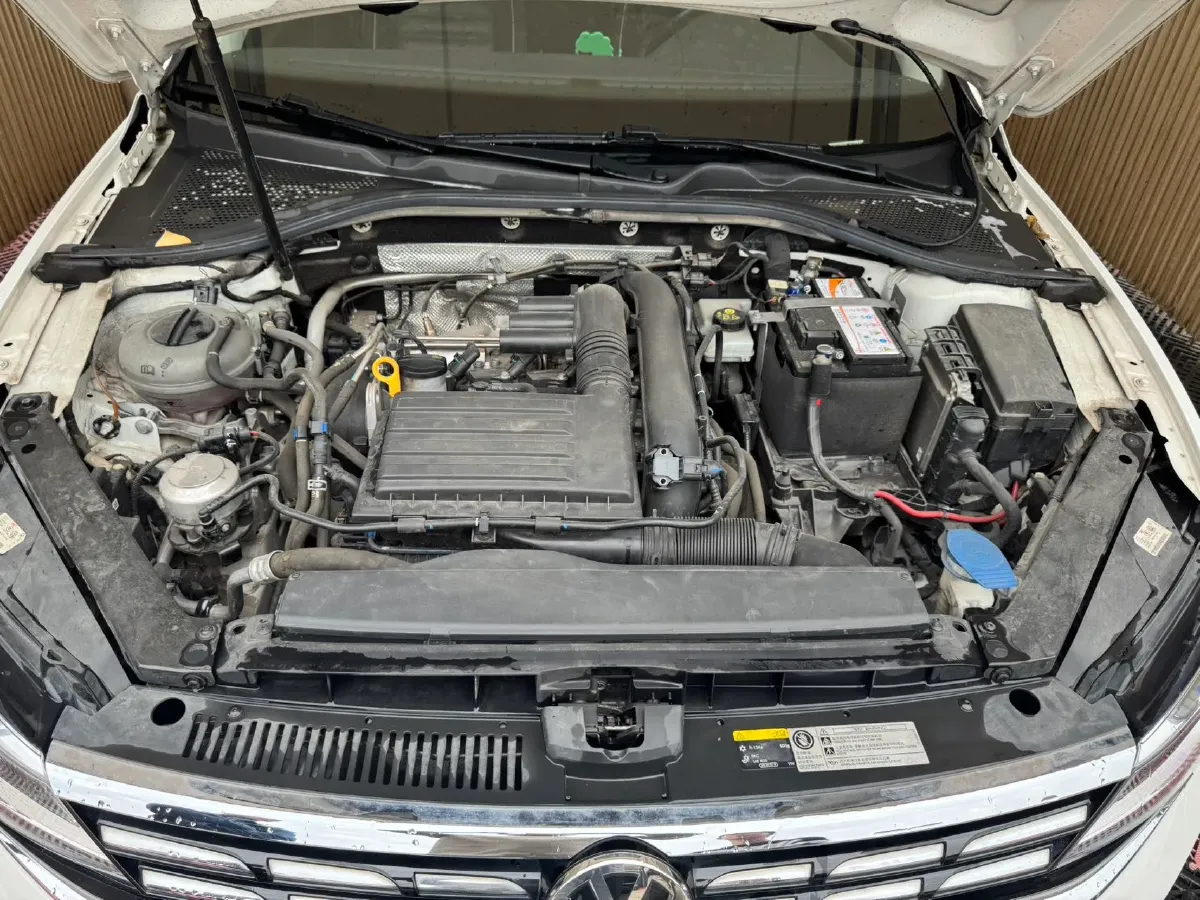 2019 Volkswagen Tayron 2.0T 186HP L4 7DCT,autocango,china used car exporter,china ev exporter,chinese used car exporter,chinese used ev exporter