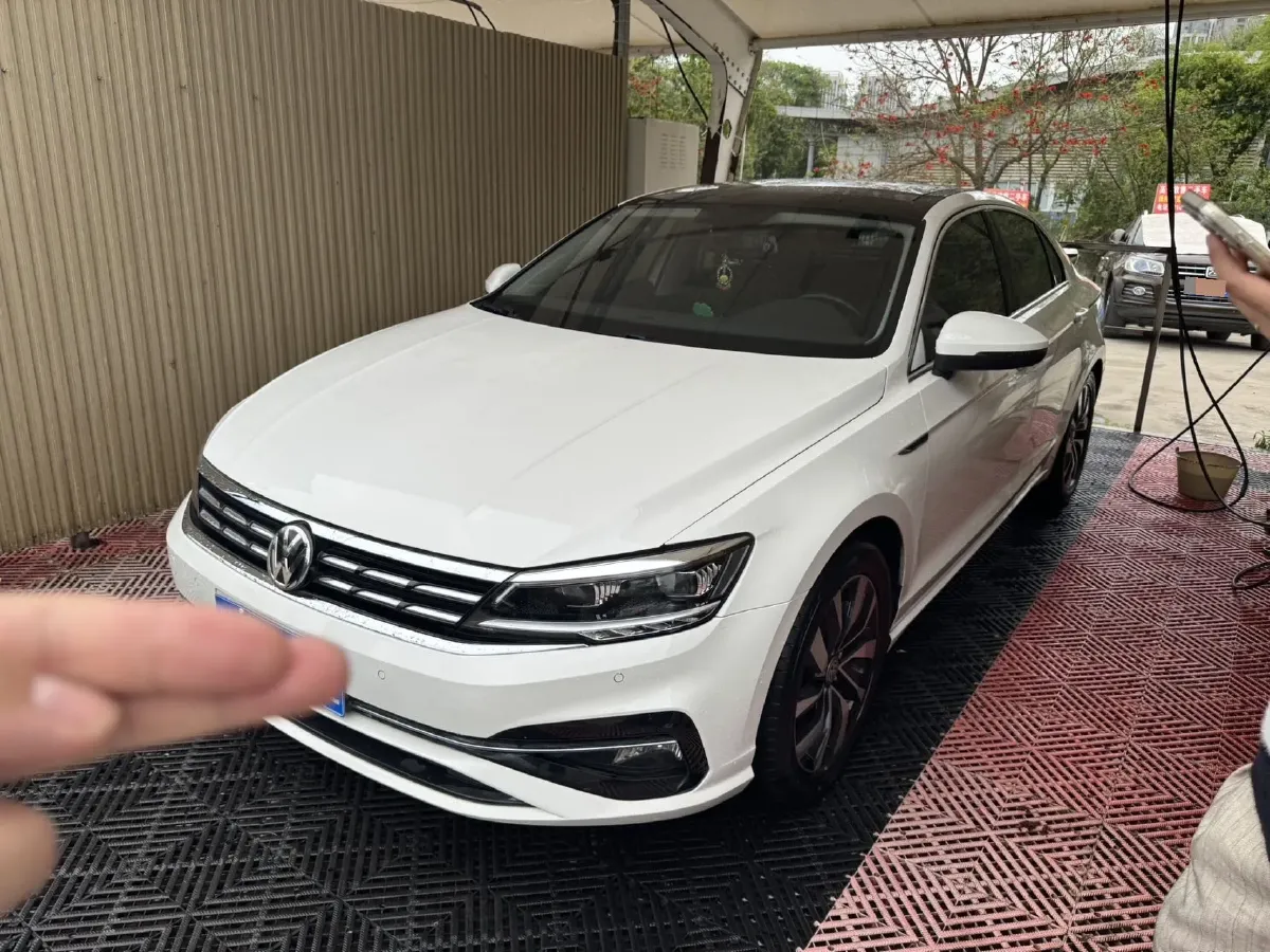 2019 Volkswagen Tayron 2.0T 186HP L4 7DCT,autocango,china used car exporter,china ev exporter,chinese used car exporter,chinese used ev exporter