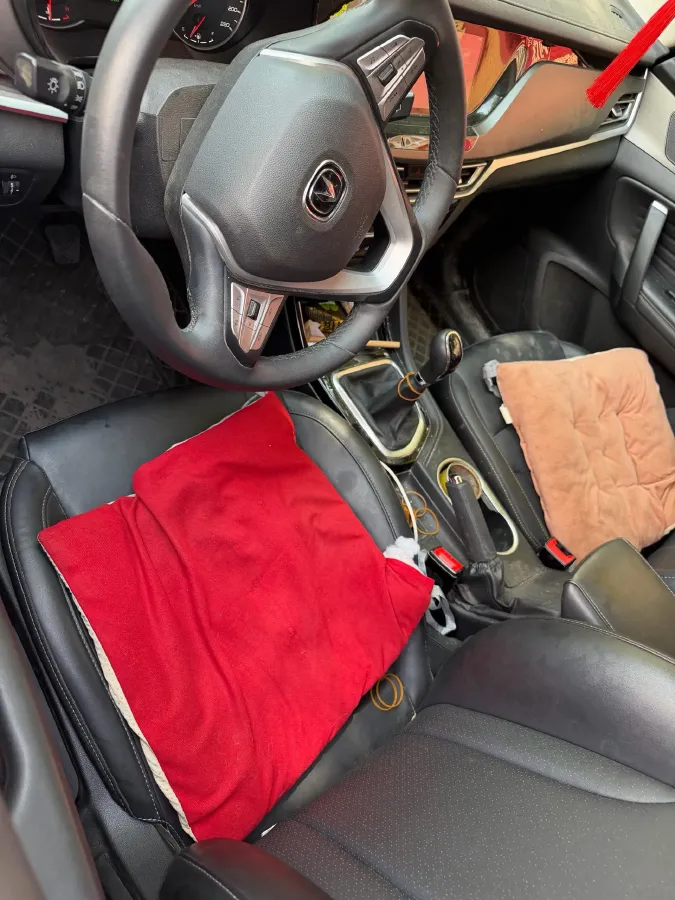 2022 ChangAn Eado 1.6L 128HP L4 5MT,autocango,china used car exporter,china ev exporter,chinese used car exporter,chinese used ev exporter