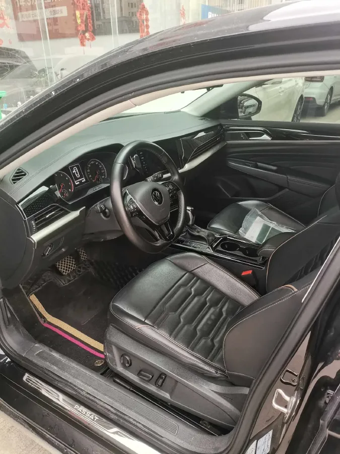 2020 Volkswagen Passat 2.0T 186HP L4 7DCT,autocango,china used car exporter,china ev exporter,chinese used car exporter,chinese used ev exporter