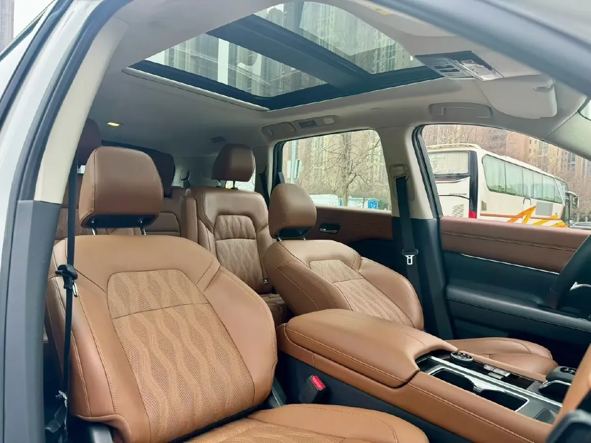 2024 Nissan Pathfinder 2.0T 252HP L4 9AT,autocango,china used car exporter,china ev exporter,chinese used car exporter,chinese used ev exporter