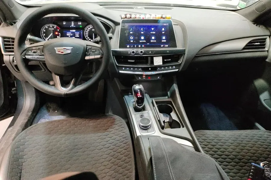2021 Cadillac CT5 2.0T 237HP L4 10AT,autocango,china used car exporter,china ev exporter,chinese used car exporter,chinese used ev exporter