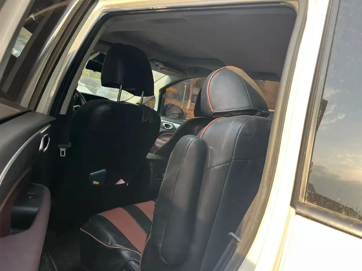 2023 GAC Trumpchi M6 1.5T 177HP L4 7DCT,autocango,china used car exporter,china ev exporter,chinese used car exporter,chinese used ev exporter