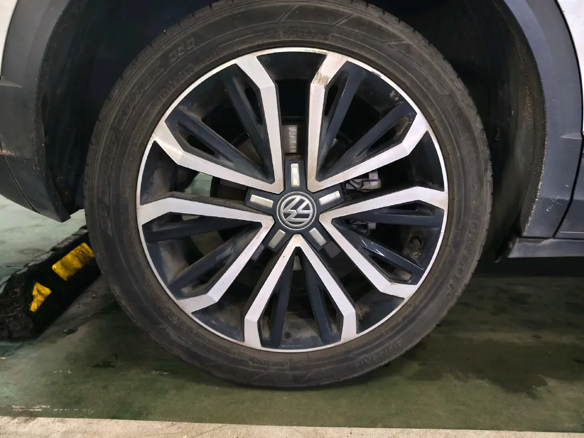 2018 Borgward BX7 2.0T 224HP L4 6AT,autocango,china used car exporter,china ev exporter,chinese used car exporter,chinese used ev exporter