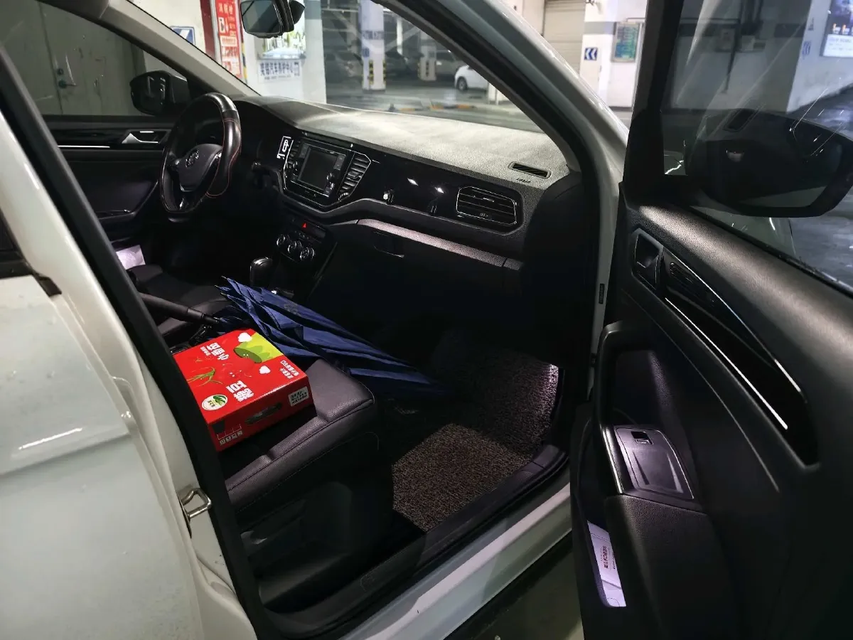 2018 Borgward BX7 2.0T 224HP L4 6AT,autocango,china used car exporter,china ev exporter,chinese used car exporter,chinese used ev exporter