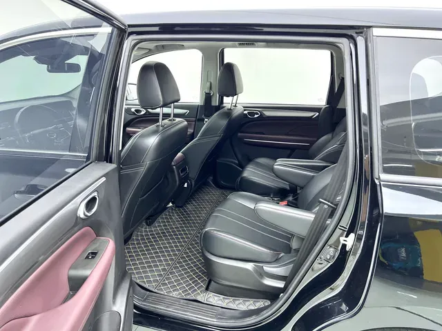 2023 GAC Trumpchi M6 1.5T 177HP L4 7DCT,autocango,china used car exporter,china ev exporter,chinese used car exporter,chinese used ev exporter