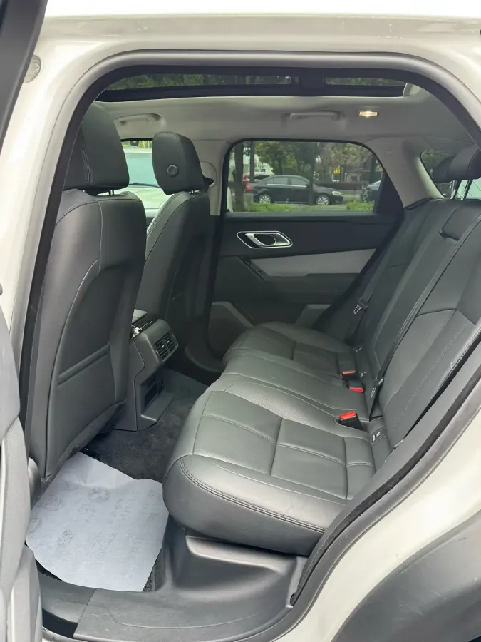 2024 Land Rover Range Rover Velar 2.0T 250HP L4 8AT,autocango,china used car exporter,china ev exporter,chinese used car exporter,chinese used ev exporter