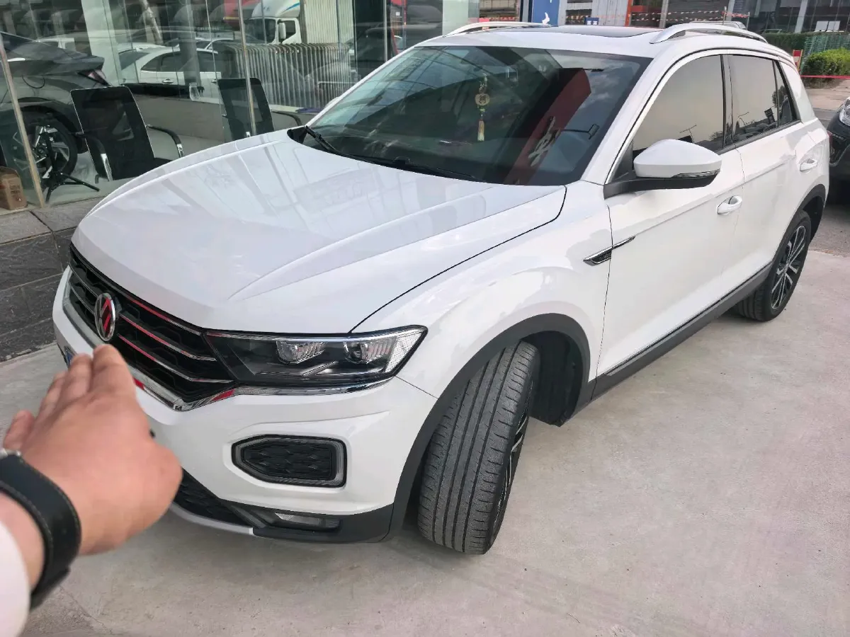 2020 Volkswagen T-Roc 1.4T 150HP L4 7DCT,autocango,china used car exporter,china ev exporter,chinese used car exporter,chinese used ev exporter