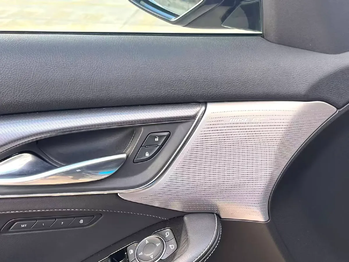 2020 Cadillac CT5 2.0T 237HP L4 10AT,autocango,china used car exporter,china ev exporter,chinese used car exporter,chinese used ev exporter