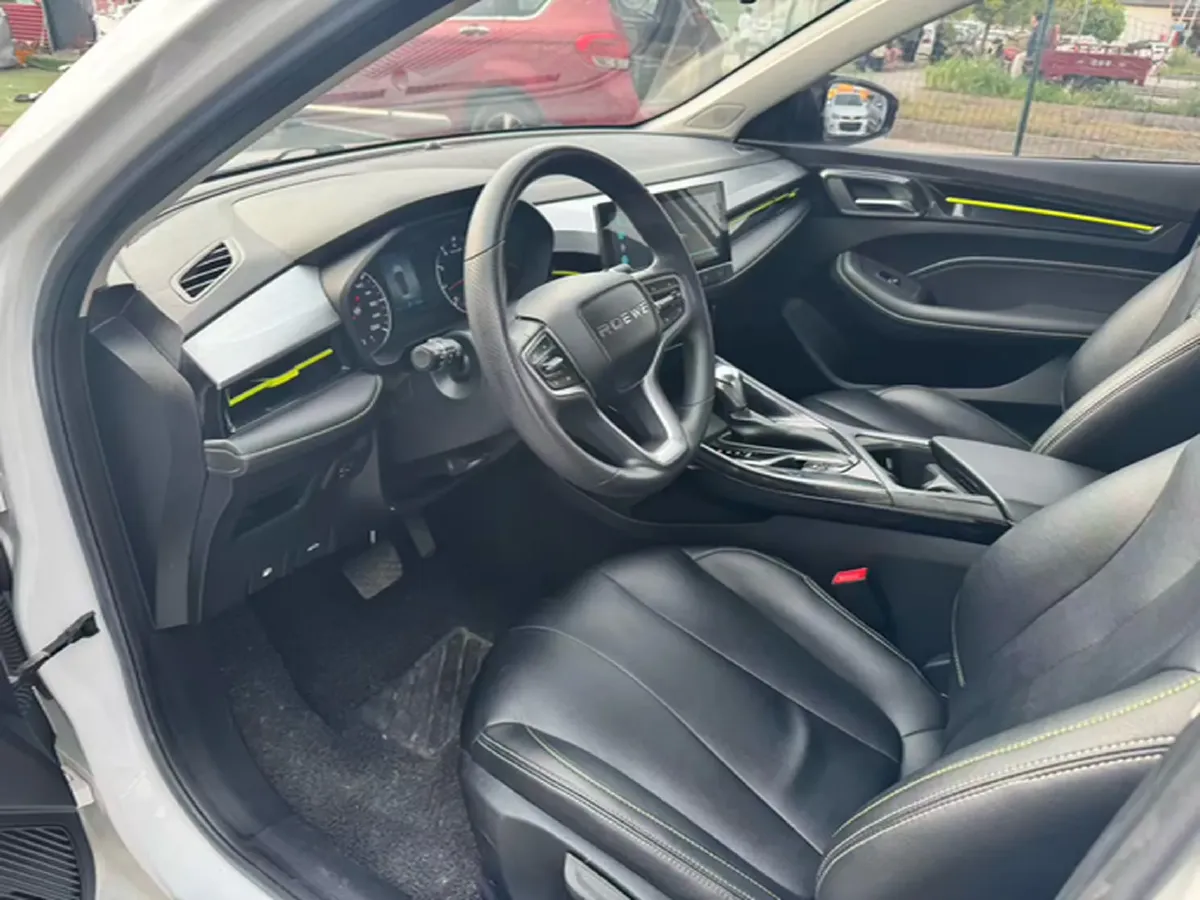 2020 Roewe i5 1.5L 120HP L4 CVT,autocango,china used car exporter,china ev exporter,chinese used car exporter,chinese used ev exporter