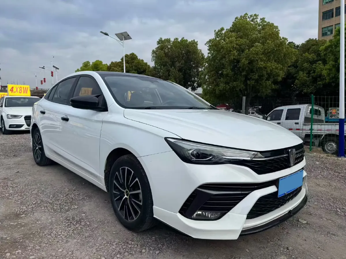 2020 Roewe i5 1.5L 120HP L4 CVT,autocango,china used car exporter,china ev exporter,chinese used car exporter,chinese used ev exporter