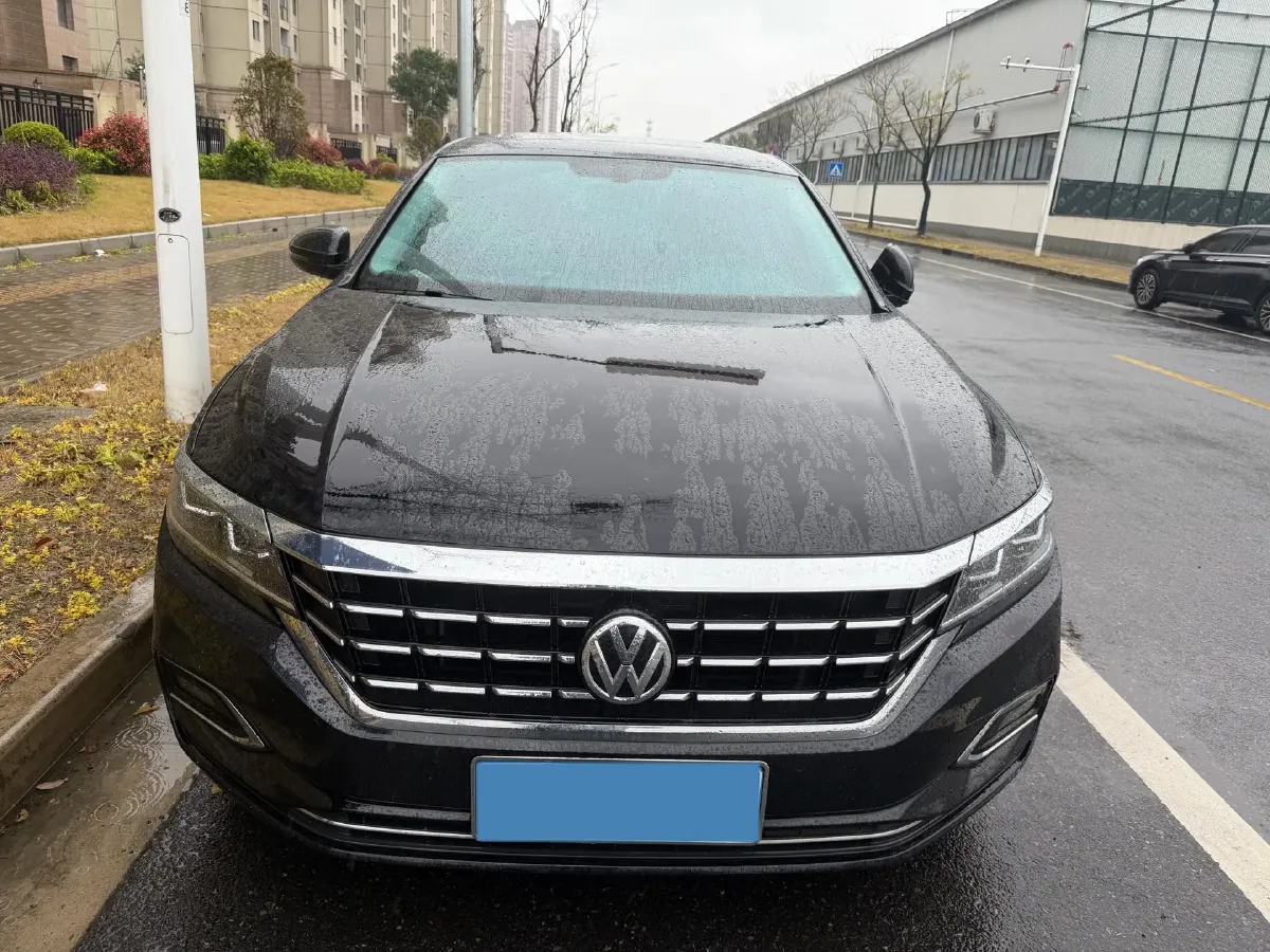 2020 Volkswagen Passat 2.0T 186HP L4 7DCT,autocango,china used car exporter,china ev exporter,chinese used car exporter,chinese used ev exporter