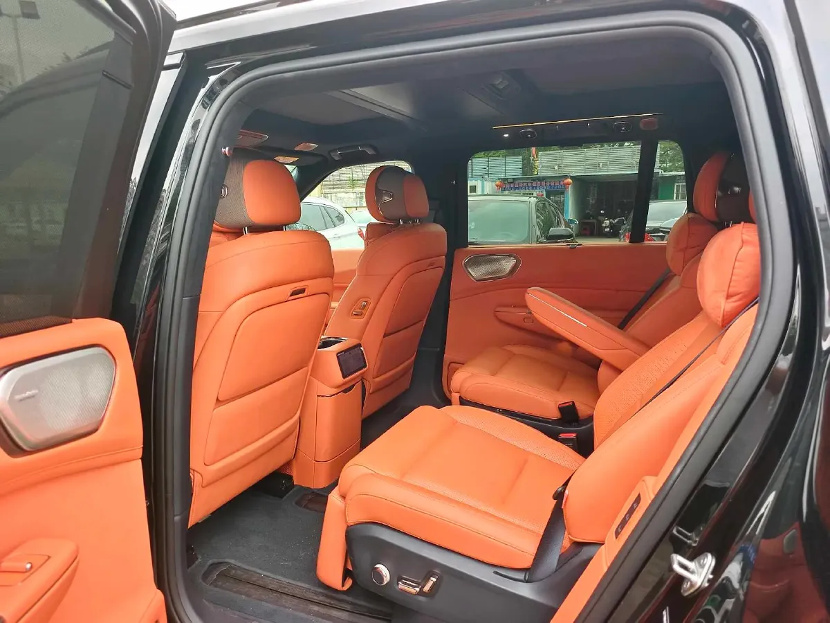 2025 LYNK&CO 900 1.5T 190HP L4 3DHT PHEV 43.3KWH,autocango,china used car exporter,china ev exporter,chinese used car exporter,chinese used ev exporter