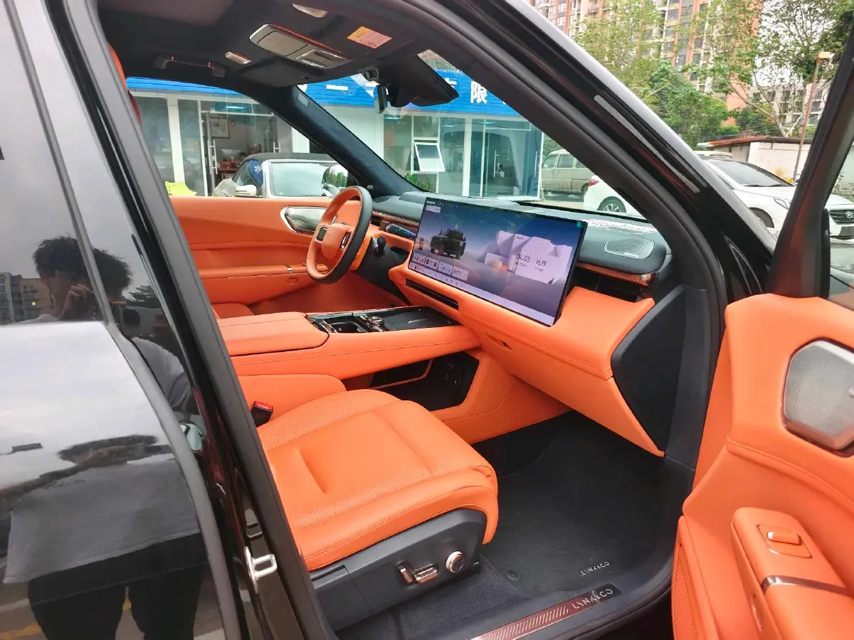 2025 LYNK&CO 900 1.5T 190HP L4 3DHT PHEV 43.3KWH,autocango,china used car exporter,china ev exporter,chinese used car exporter,chinese used ev exporter