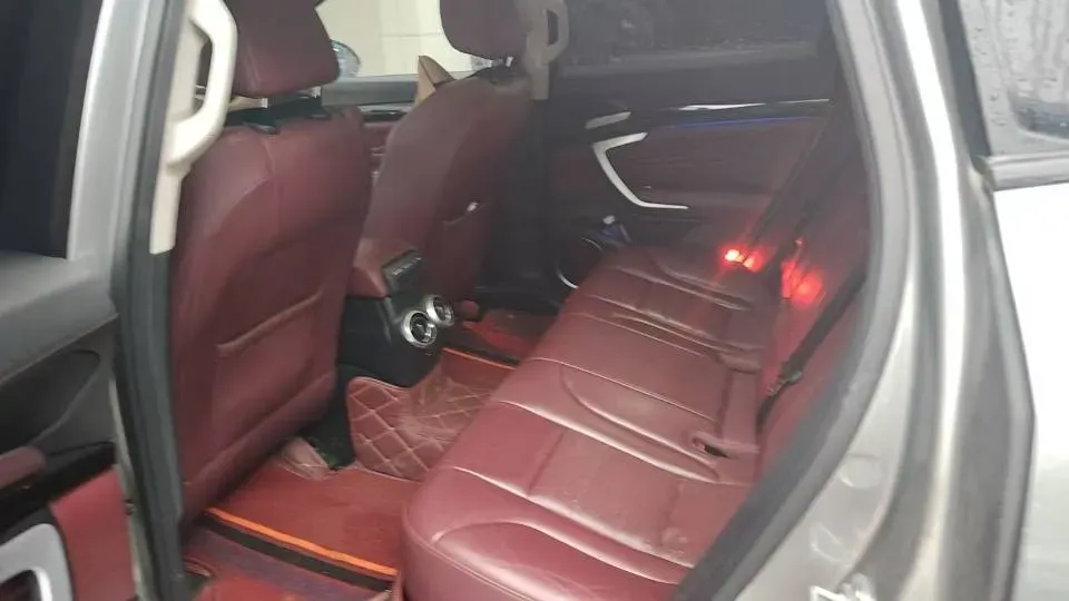 2017 WEY VV7 2.0T 234HP L4 7DCT,autocango,china used car exporter,china ev exporter,chinese used car exporter,chinese used ev exporter