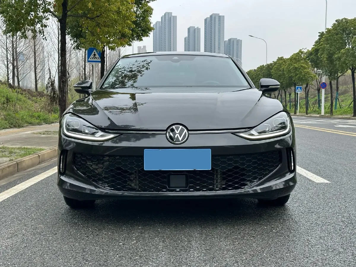 2023 Volkswagen Lamando 1.4T 150HP L4 7DCT,autocango,china used car exporter,china ev exporter,chinese used car exporter,chinese used ev exporter