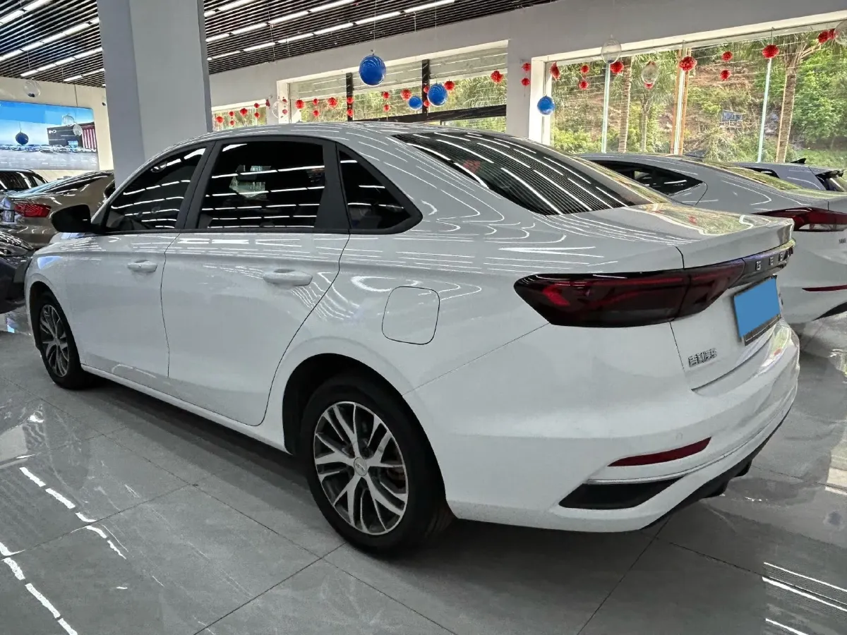 2022 Geely Emgrand 1.5L 114HP L4 CVT,autocango,china used car exporter,china ev exporter,chinese used car exporter,chinese used ev exporter