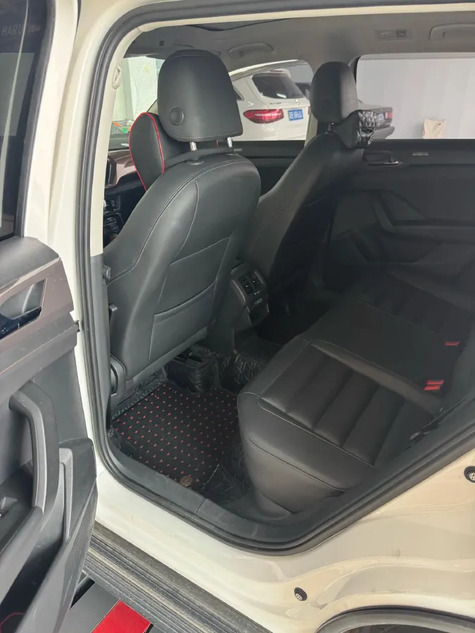 2020 Volkswagen Tharu 2.0T 186HP L4 7DCT,autocango,china used car exporter,china ev exporter,chinese used car exporter,chinese used ev exporter