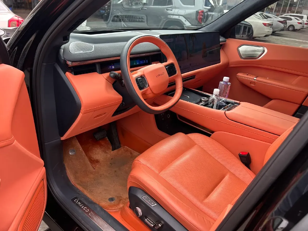 2025 LYNK&CO 900 1.5T 190HP L4 3DHT PHEV 43.3KWH,autocango,china used car exporter,china ev exporter,chinese used car exporter,chinese used ev exporter