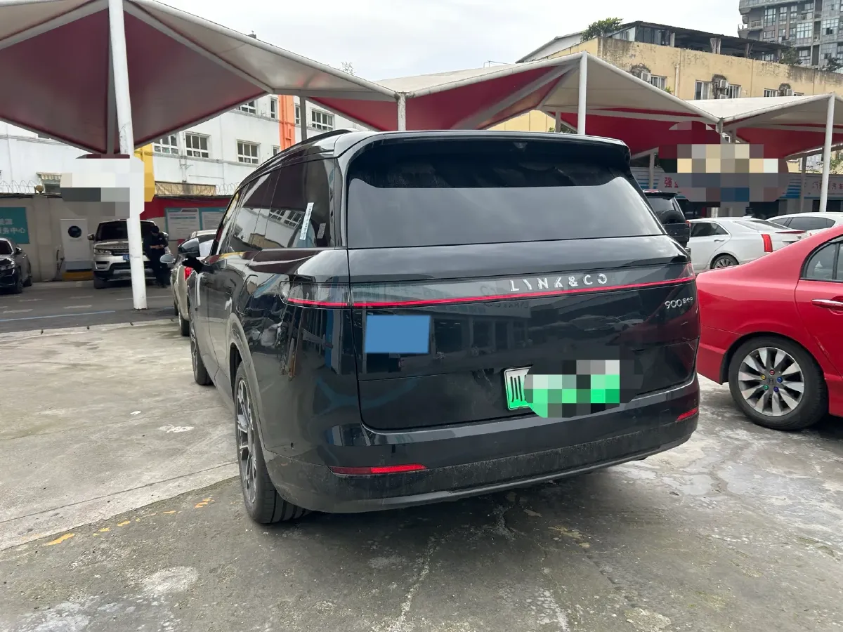 2025 LYNK&CO 900 1.5T 190HP L4 3DHT PHEV 43.3KWH,autocango,china used car exporter,china ev exporter,chinese used car exporter,chinese used ev exporter