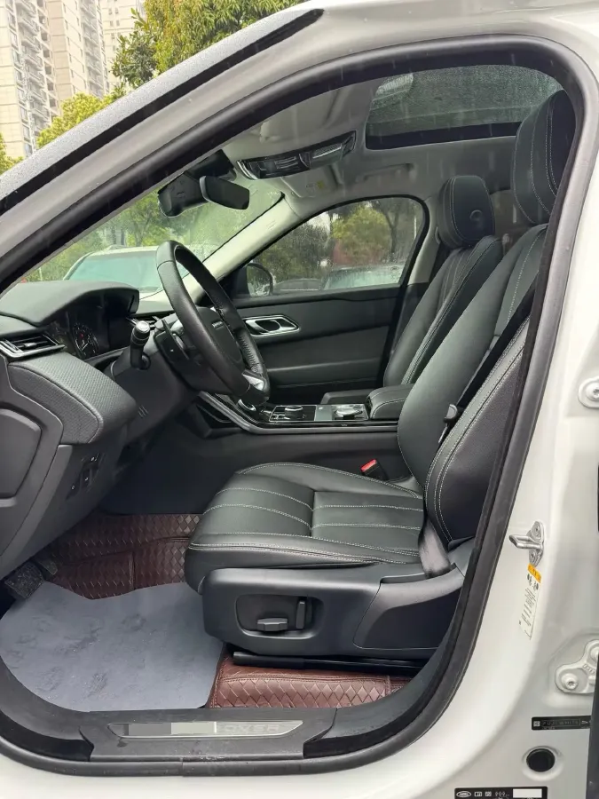 2018 Land Rover Range Rover Velar 2.0T 300HP L4 8AT,autocango,china used car exporter,china ev exporter,chinese used car exporter,chinese used ev exporter