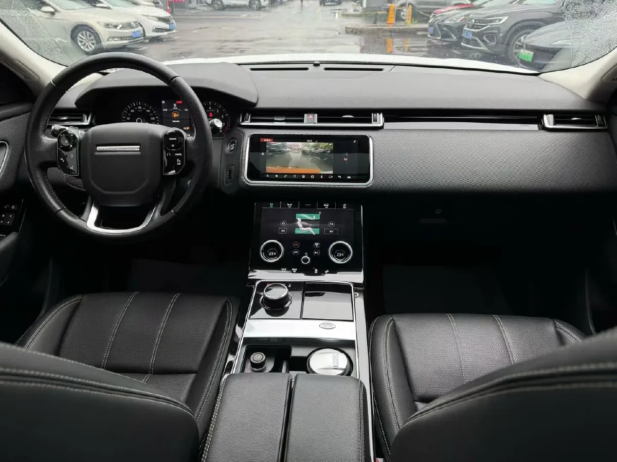 2018 Land Rover Range Rover Velar 2.0T 300HP L4 8AT,autocango,china used car exporter,china ev exporter,chinese used car exporter,chinese used ev exporter