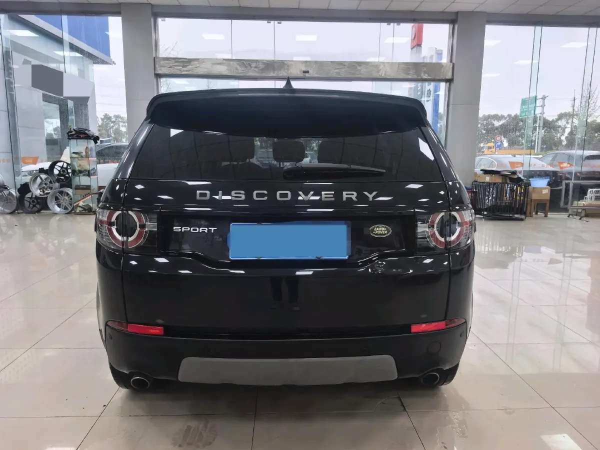 2018 Land Rover Discovery Sport 2.0T 241HP L4 9AT,autocango,china used car exporter,china ev exporter,chinese used car exporter,chinese used ev exporter