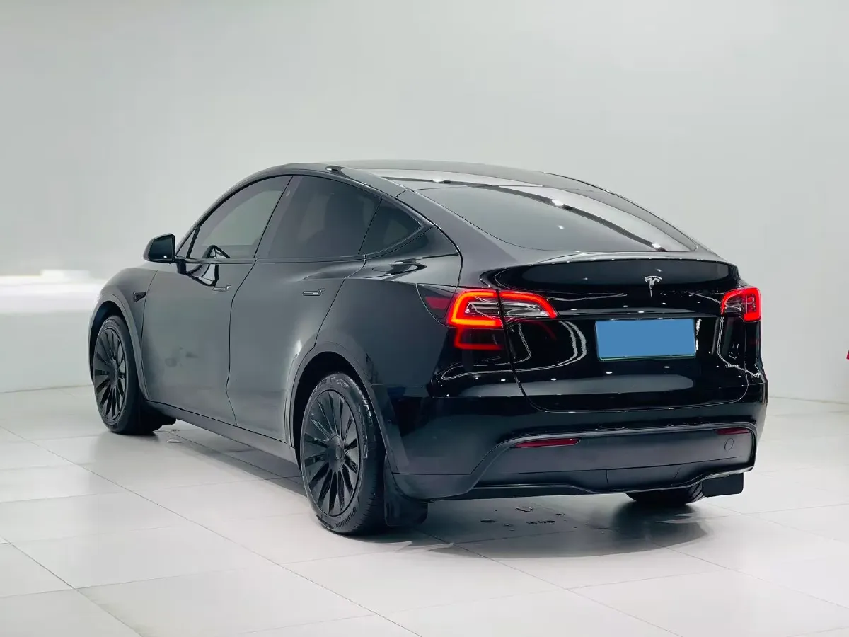 2022 BMW 3 Series 2.0T 184HP L4 8AT,autocango,china used car exporter,china ev exporter,chinese used car exporter,chinese used ev exporter