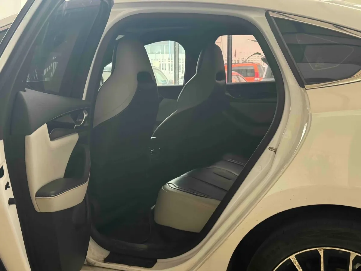 2021 Isuzu D-MAX 1.9T 163HP L4 6AT,autocango,china used car exporter,china ev exporter,chinese used car exporter,chinese used ev exporter