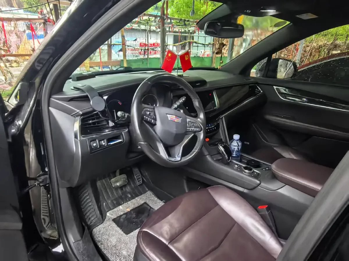 2021 Cadillac XT6 2.0T 237HP L4 9AT,autocango,china used car exporter,china ev exporter,chinese used car exporter,chinese used ev exporter