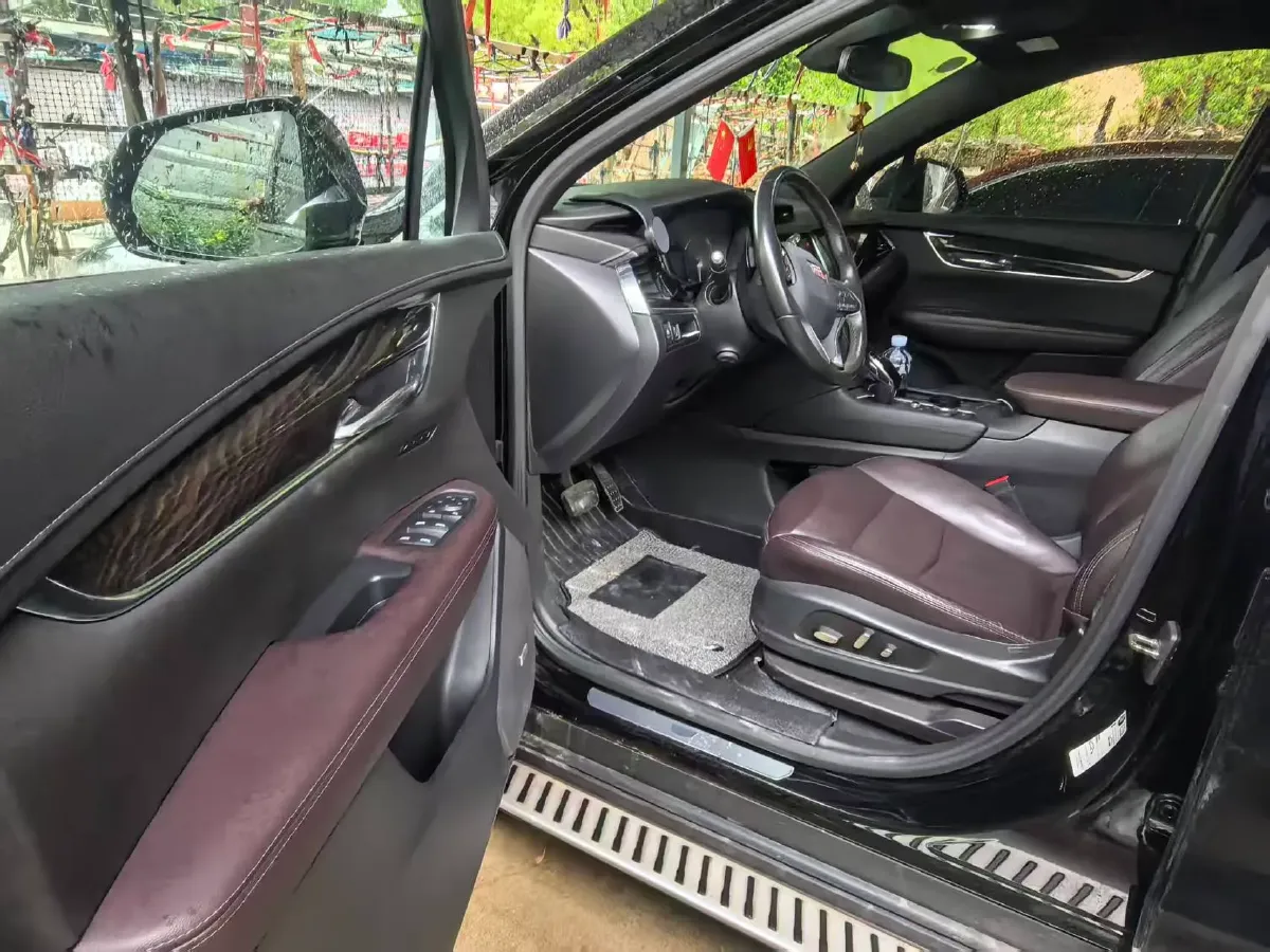 2021 Cadillac XT6 2.0T 237HP L4 9AT,autocango,china used car exporter,china ev exporter,chinese used car exporter,chinese used ev exporter