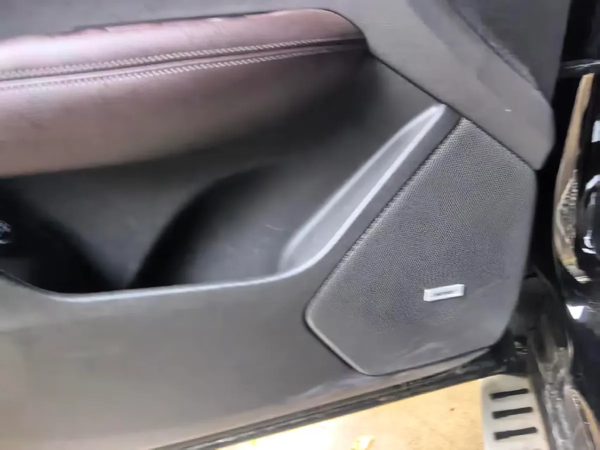 2021 Cadillac XT6 2.0T 237HP L4 9AT,autocango,china used car exporter,china ev exporter,chinese used car exporter,chinese used ev exporter