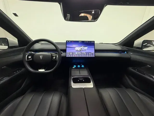 2024 Deepal L07 1.5L 98HP L4 REEV 28.39KWH,autocango,china used car exporter,china ev exporter,chinese used car exporter,chinese used ev exporter