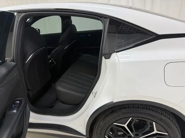 2024 Deepal L07 1.5L 98HP L4 REEV 28.39KWH,autocango,china used car exporter,china ev exporter,chinese used car exporter,chinese used ev exporter