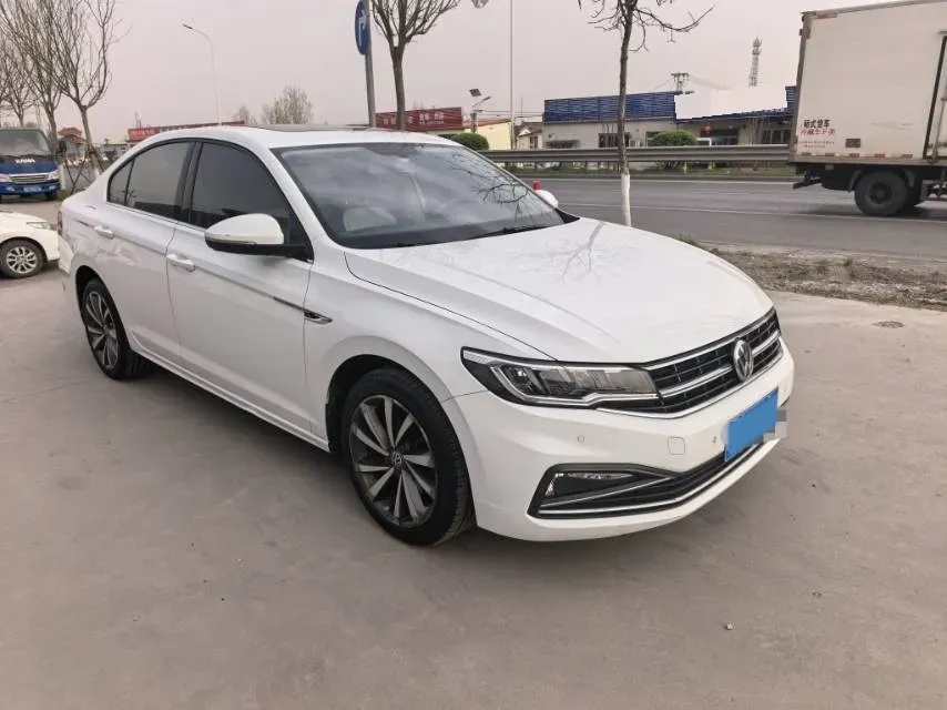 2019 Roewe RX5 MAX 2.0T 231HP L4 6DCT,autocango,china used car exporter,china ev exporter,chinese used car exporter,chinese used ev exporter