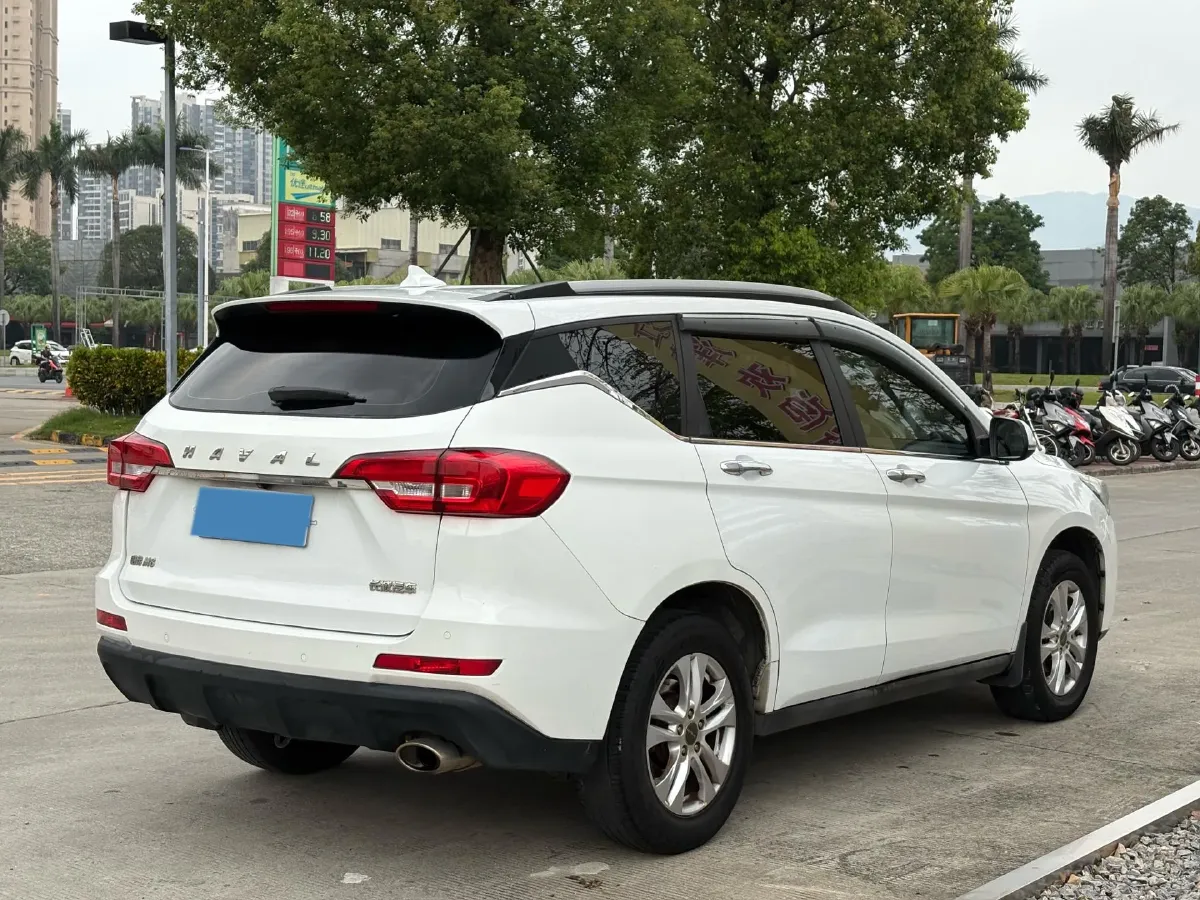 2018 Haval M6 1.5T 150HP L4 7DCT,autocango,china used car exporter,china ev exporter,chinese used car exporter,chinese used ev exporter