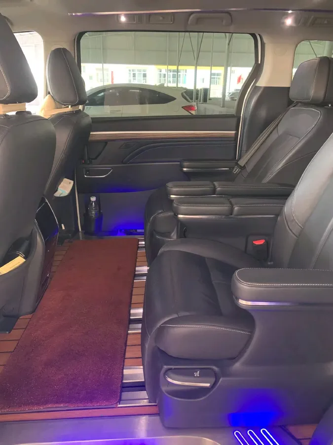 2021 GAC Trumpchi M8 2.0T 252HP L4 8AT,autocango,china used car exporter,china ev exporter,chinese used car exporter,chinese used ev exporter