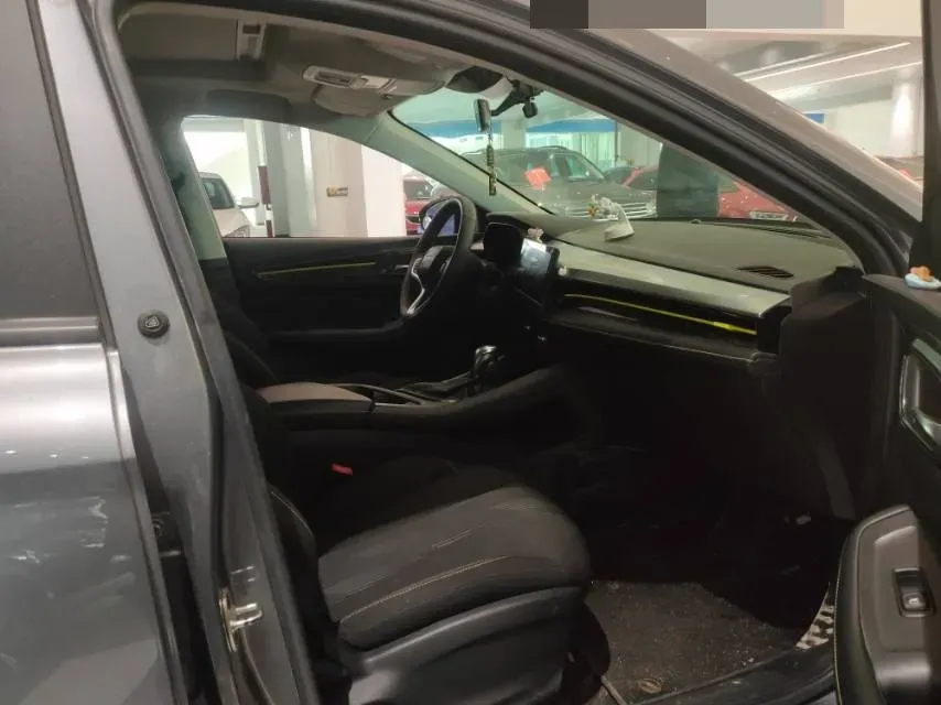 2021 Roewe i5 1.5L 120HP L4 CVT,autocango,china used car exporter,china ev exporter,chinese used car exporter,chinese used ev exporter