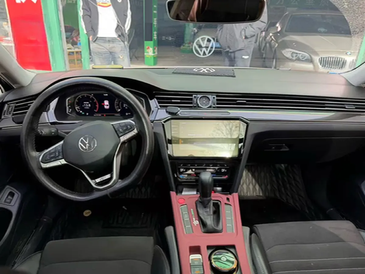 2020 Volkswagen Magotan 2.0T 186HP L4 7DCT,autocango,china used car exporter,china ev exporter,chinese used car exporter,chinese used ev exporter
