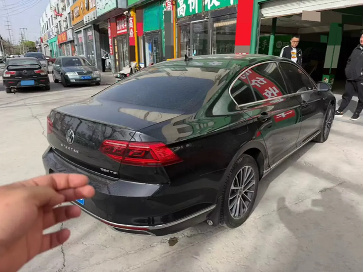 2020 Volkswagen Magotan 2.0T 186HP L4 7DCT,autocango,china used car exporter,china ev exporter,chinese used car exporter,chinese used ev exporter