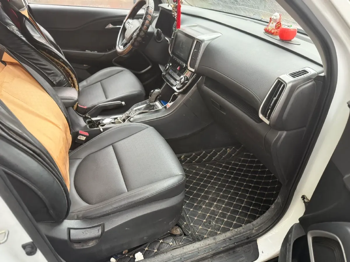 2018 Hyundai ix35 2.0L 160HP L4 6AT,autocango,china used car exporter,china ev exporter,chinese used car exporter,chinese used ev exporter