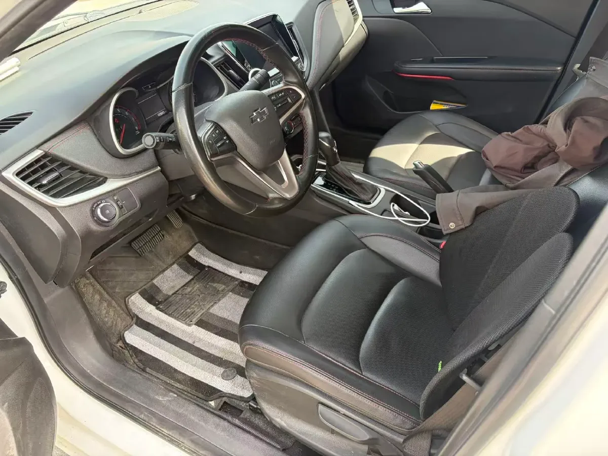 2019 Chevrolet Monza 1.3T 163HP L3 6AT,autocango,china used car exporter,china ev exporter,chinese used car exporter,chinese used ev exporter