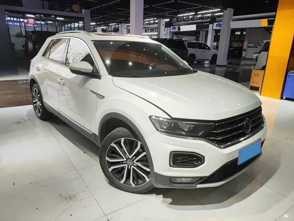 2022 Volkswagen T-Roc 1.4T 150HP L4 7DCT,autocango,china used car exporter,china ev exporter,chinese used car exporter,chinese used ev exporter
