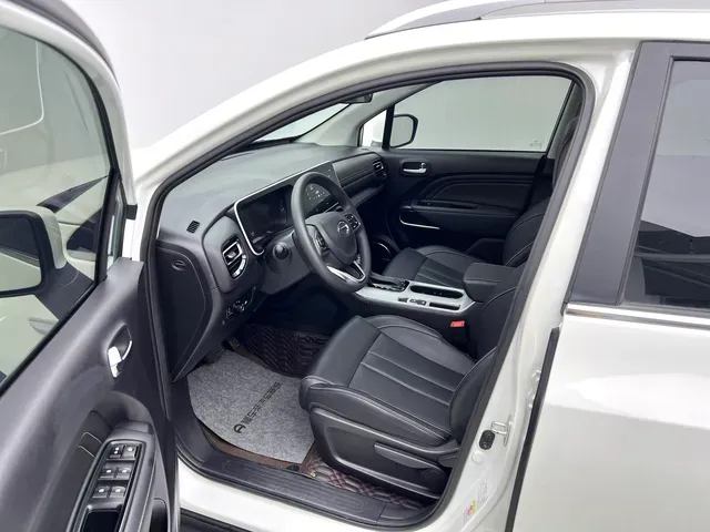 2021 GAC Trumpchi GS3 1.5T 169HP L4 6AT,autocango,china used car exporter,china ev exporter,chinese used car exporter,chinese used ev exporter