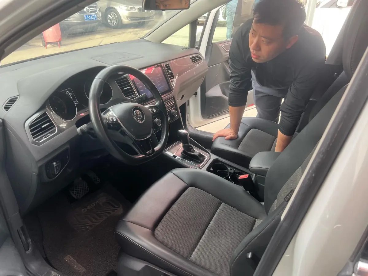 2018 Volkswagen Golf Sportsvan 1.4T 131HP L4 7DCT,autocango,china used car exporter,china ev exporter,chinese used car exporter,chinese used ev exporter